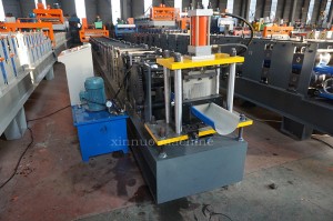 rain gutter forming machine