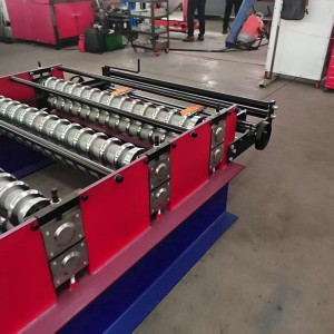 Curved wood molding machine