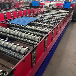 Bent wood veneer forming machine