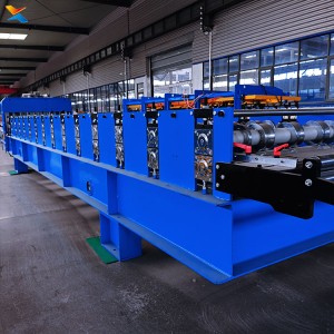 High Efficiency Metal Panel Forming Machine