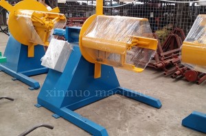 Hydraulic uncoiler