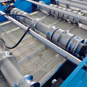 Industrial Trapezoidal Roof Panel Roll Forming Machine