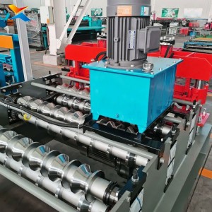 corrugated panel roll forming machine