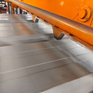 Fully automatic arch forming machine