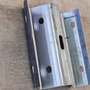 High Speed Guardrail Hot-Dip Galvanized Anti-Collision Highway Guardrail