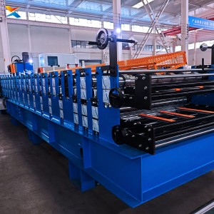 Double deck roll forming machine