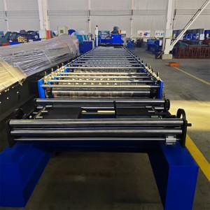 corrugated panel roll forming machine