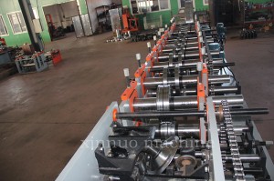 Popular Design for C Z U Steel Purline/Channle Roll Forming Machine