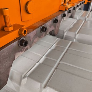 Fully automatic arch forming machine