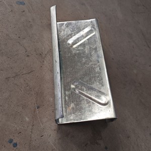 Fully automatic CZ interchangeable purlin forming machine