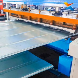car panel roll forming machine