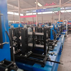 High Precision CZ Purlin Machine