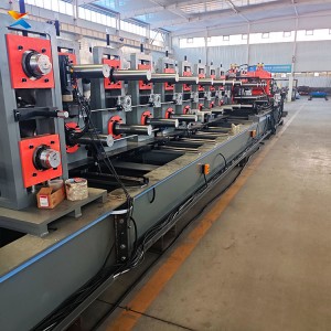 High Efficiency C Purlin Roll Forming Machine