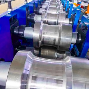 shutter door roll forming machine