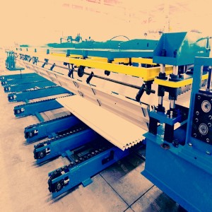 Factory best selling Bolivia Popular 840 Ibr Trapezoidal and 836 Corrugated Double Layer Roof Panel Making Roll Forming Machine