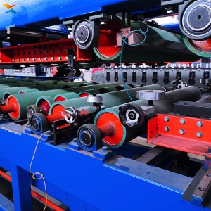 High Speed Sandwich Panel Roll Forming Machine