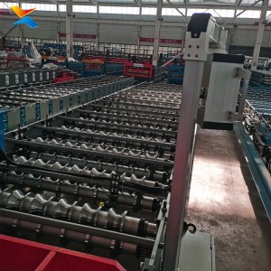 corrugated panel roll forming machine
