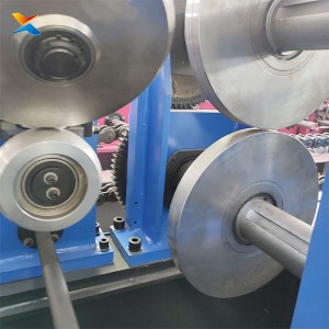 Fully Automatic C&Z Purlin Forming Machine with Infinite Size Adjustment, No Roller Replacement Needed | Xinnuo