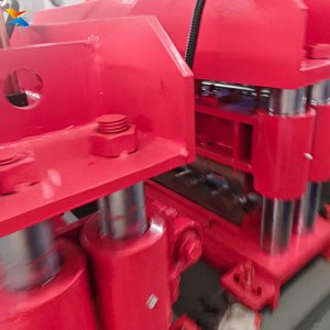 Glazed tile cold roll forming machine