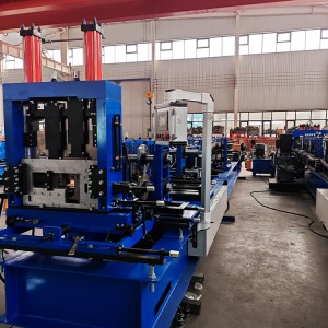 Fully automatic CZ interchangeable purlin forming machine