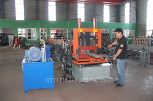 Good User Reputation for Huaheng Highly Recommanded C/Z 400mm Purlin Roll Forming Machine for Peb Buildings