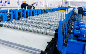 Corrugated metal roof sheet roll forming machine line