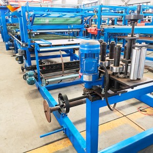 Garage Door Sandwich Panel Machine XN-SP-DB061 for GCC | 24 Rows 350H Frame | Hebei Xinnuo Dual Motor