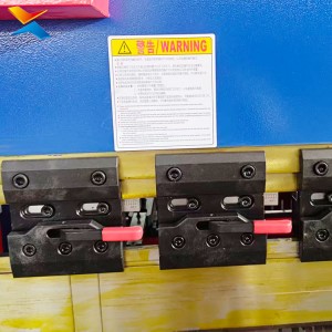 Hydraulic Press Brake Machine CNC Sheet Metal Plate Bending Folding Machine for Metal Working