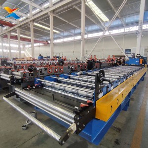 Xinnuo Glazed Roof Tile Roll Forming Machine Metal Imitation Clay Tile Machine Factory